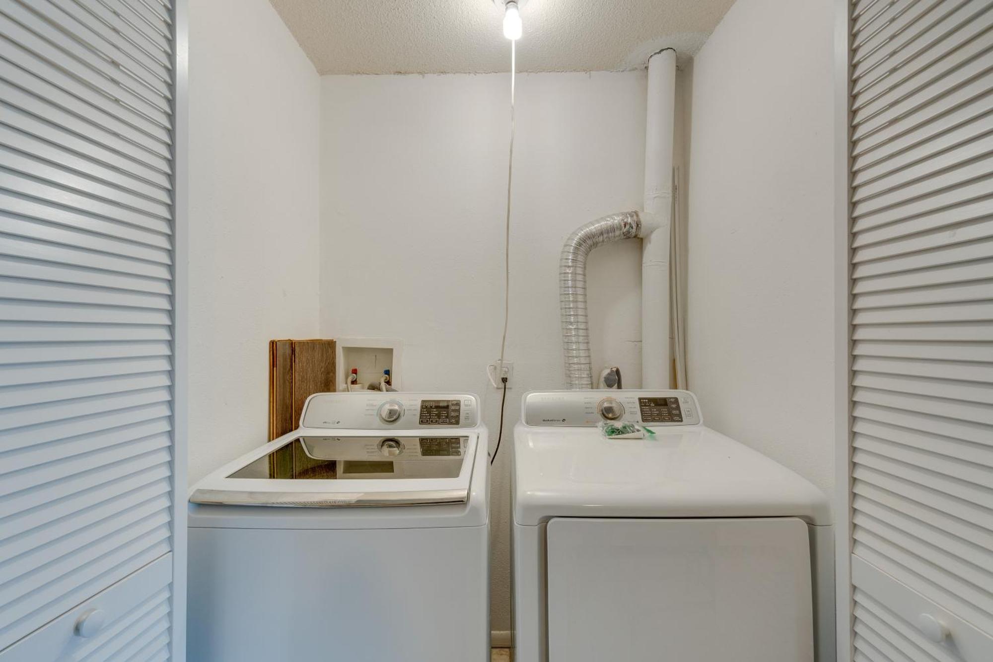 Updated Sienna Park Condo - 4 Miles To Siesta Key! Сарасота Екстериор снимка