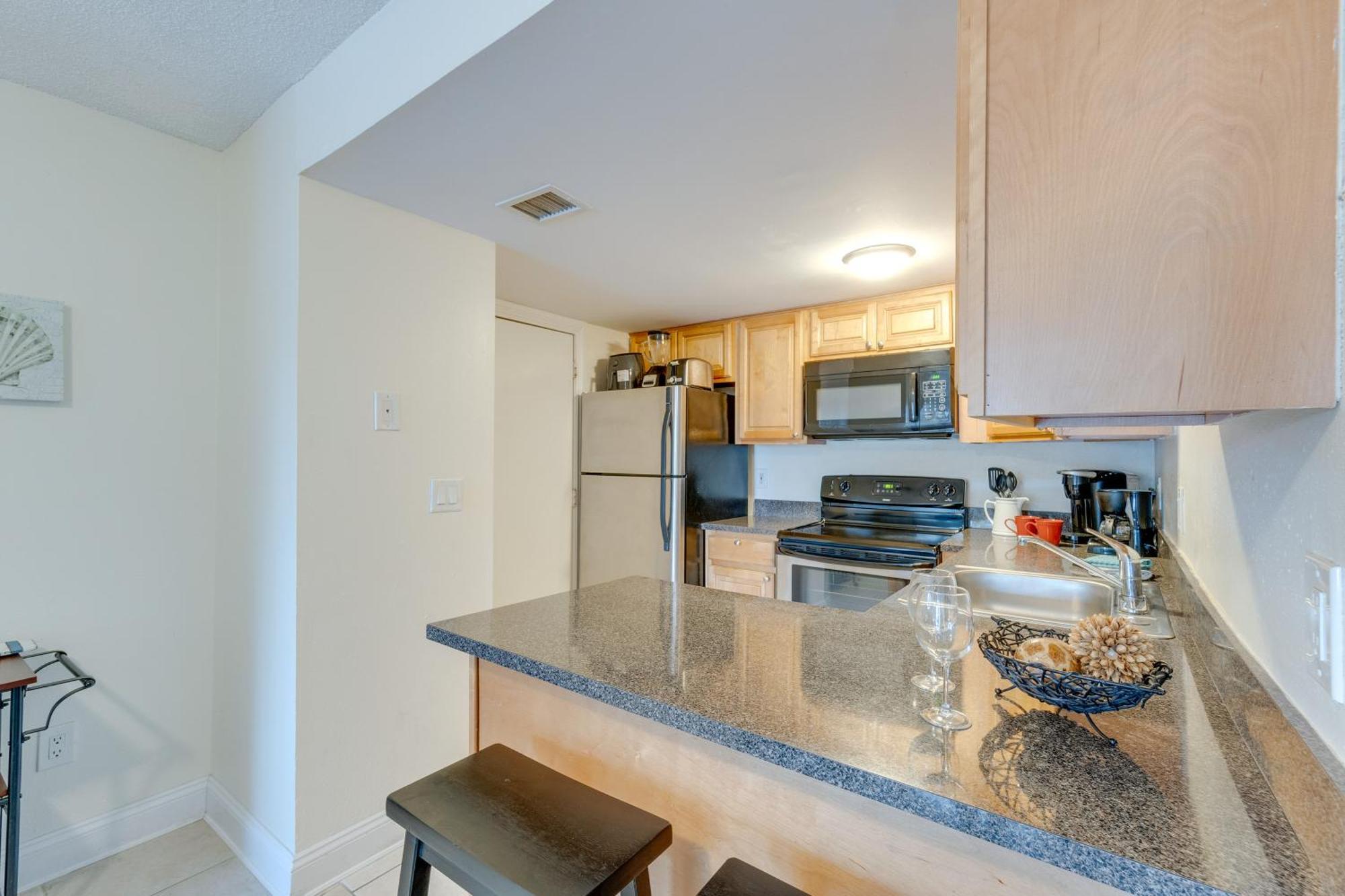 Updated Sienna Park Condo - 4 Miles To Siesta Key! Сарасота Екстериор снимка